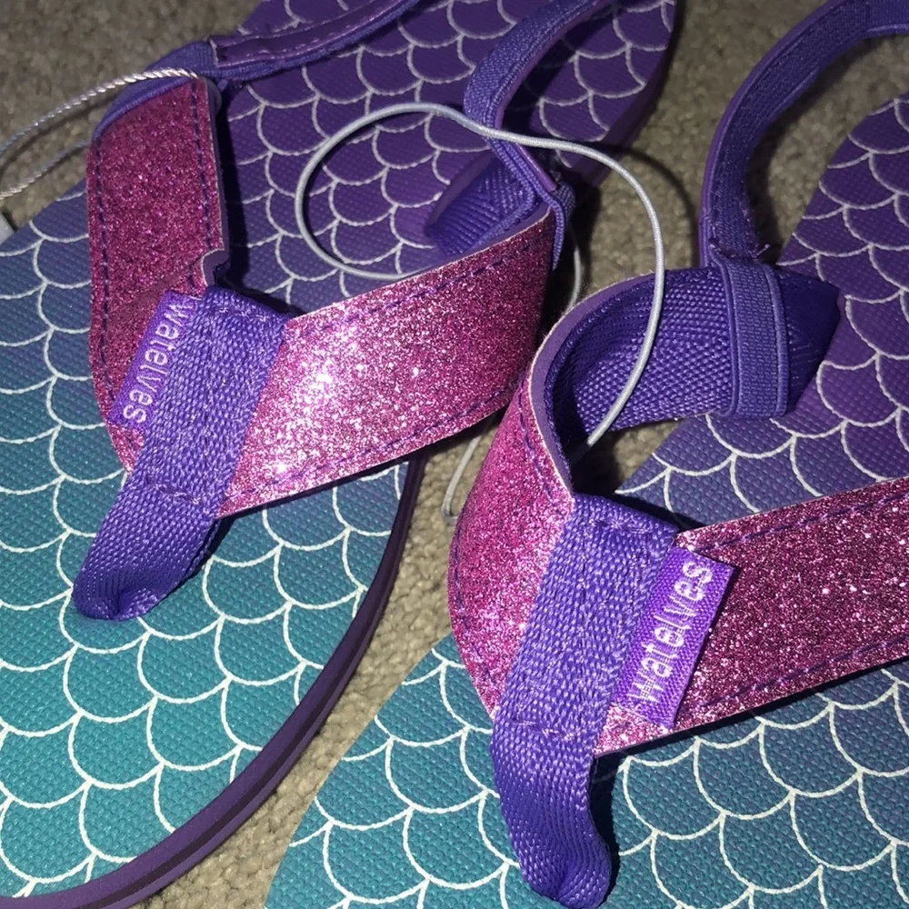 Warelves Flip Flops 32/33 little kids size 13‎ 14 Fish Scale Mermaid Purple NWT